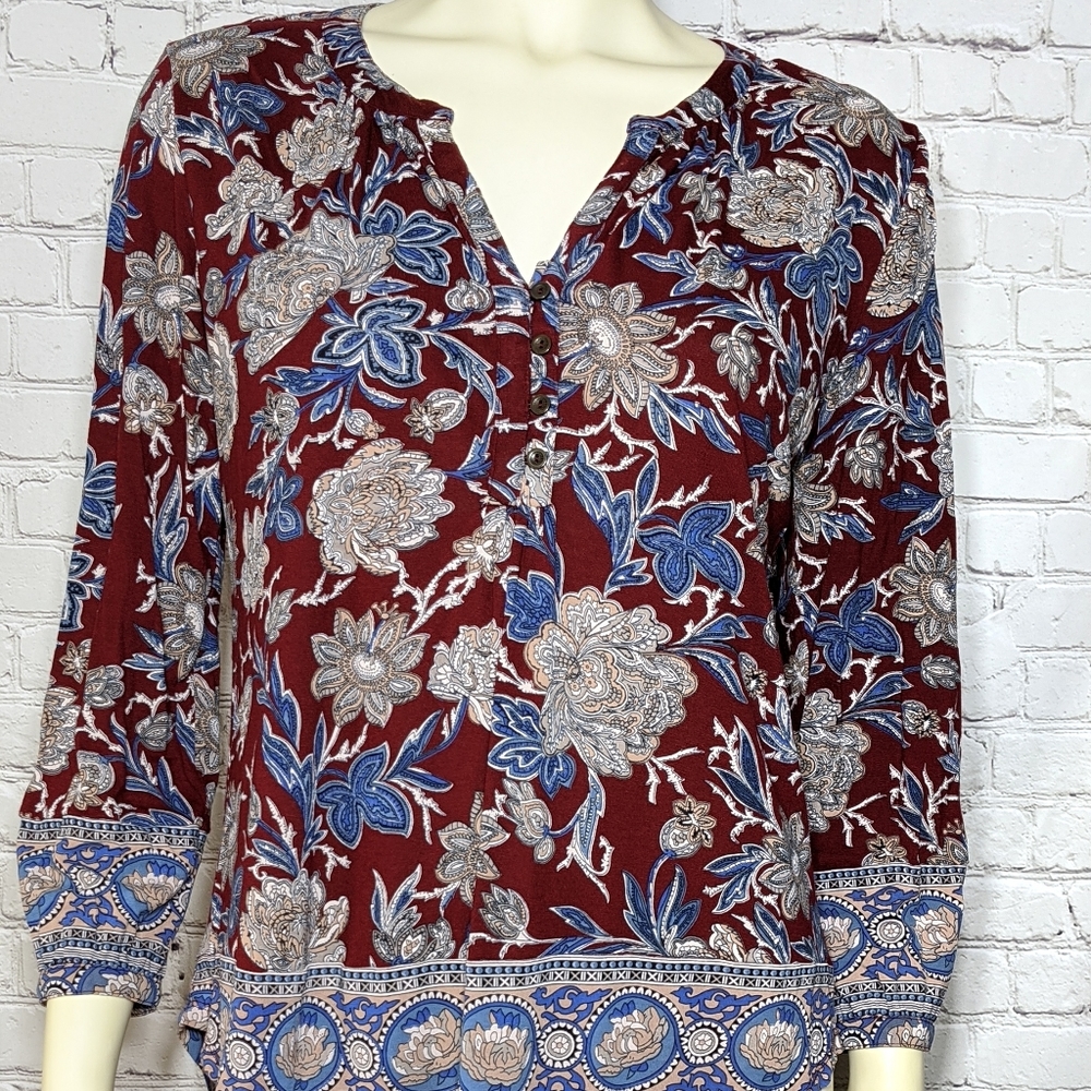 Lucky Brand Burgundy Blue Floral Long Slee… Small